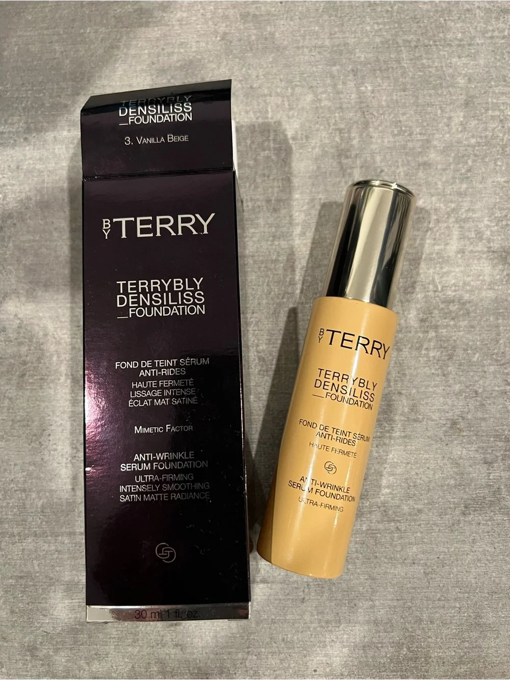 Terrybly Densiliss Foundation - Vanilla Beige (3)